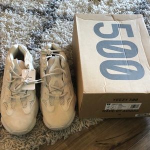 YEEZY 500